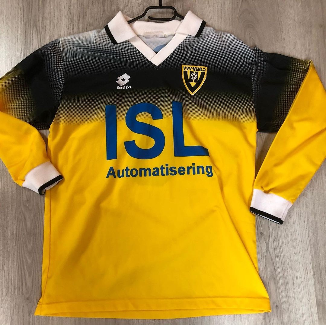 VVV-Venlo 1999-00 Home Kit