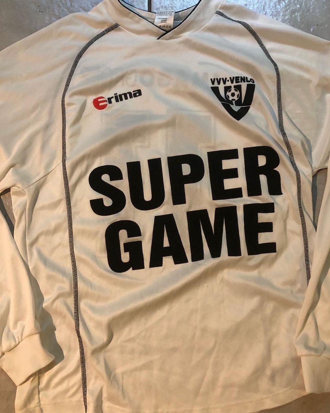 VVV-Venlo 2004-05 Away Kit