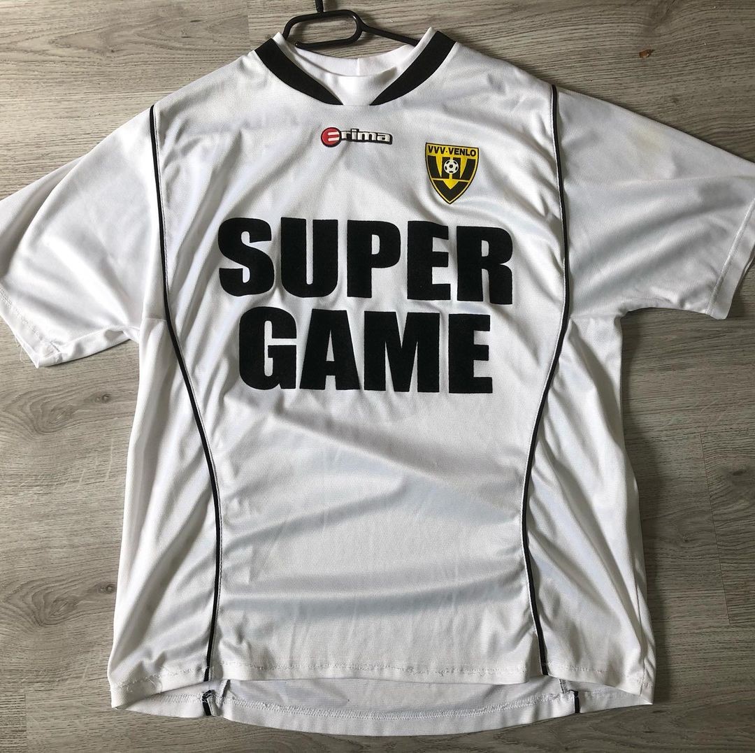VVV-Venlo 2005-06 Away Kit