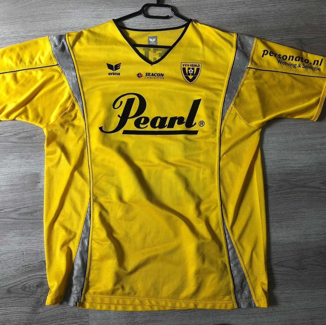 VVV-Venlo 2007-08 Home 4 Kit