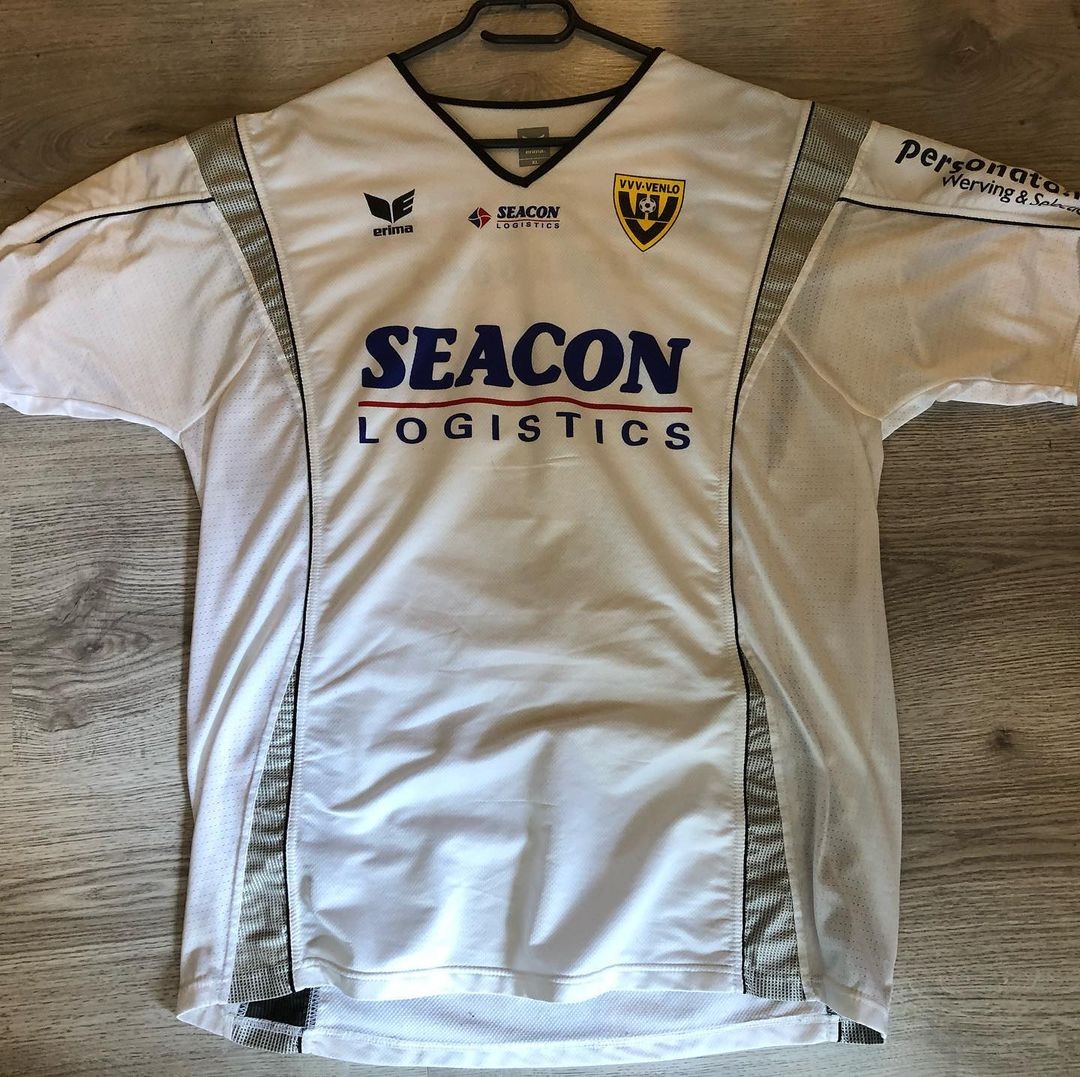 VVV-Venlo 2008-09 Away Kit