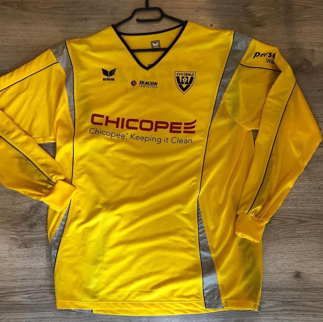 VVV-Venlo 2008-09 Home 4 Kit