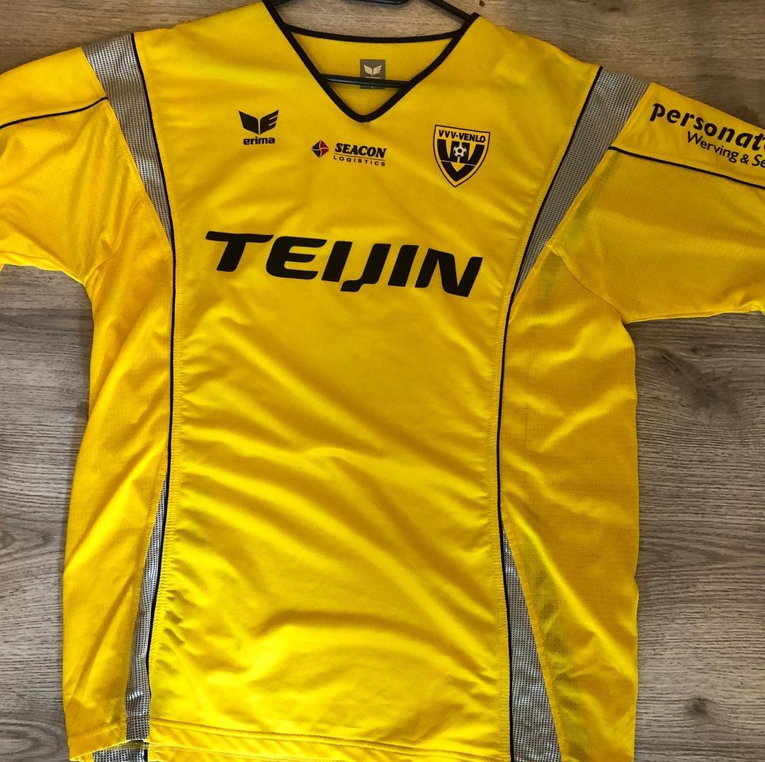 VVV-Venlo 2008-09 Home 6 Kit
