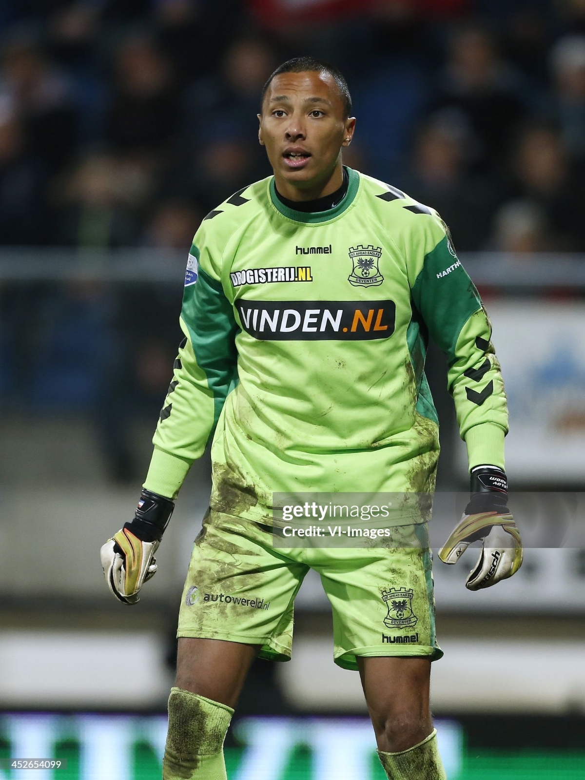 Go Ahead Eagles 2013-14 GK 3 Kit