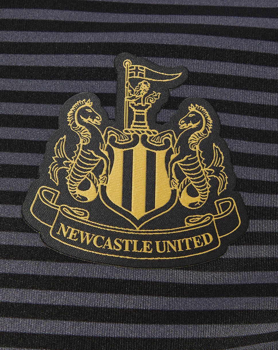 Newcastle United 2021-22 Away Kit
