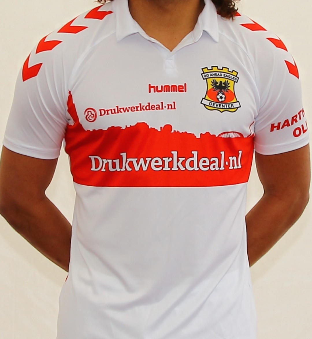 Go Ahead Eagles 2015-16 Third Kit