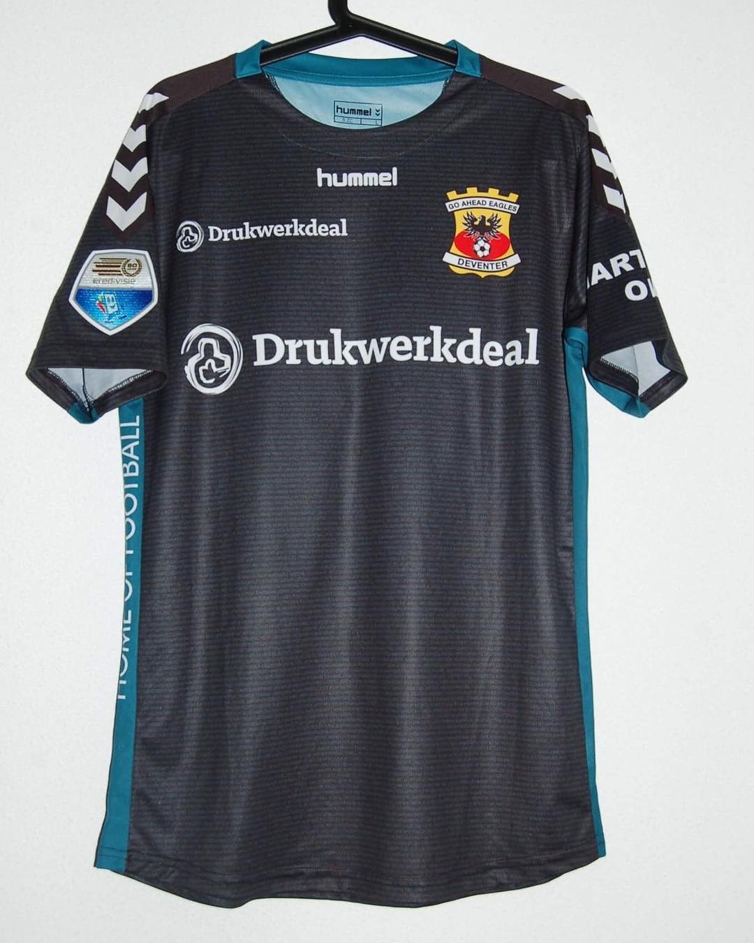 Go Ahead Eagles 2016-17 Away Kit