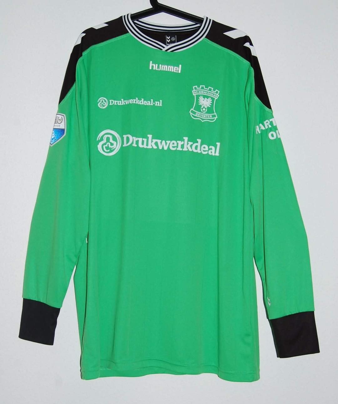 Go Ahead Eagles 2016-17 GK Kit
