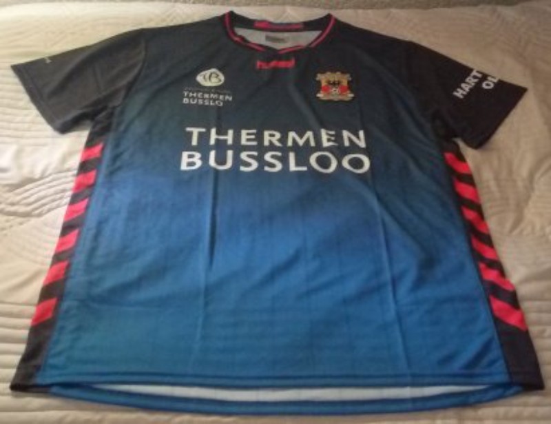 Go Ahead Eagles 2017-18 Away Kit