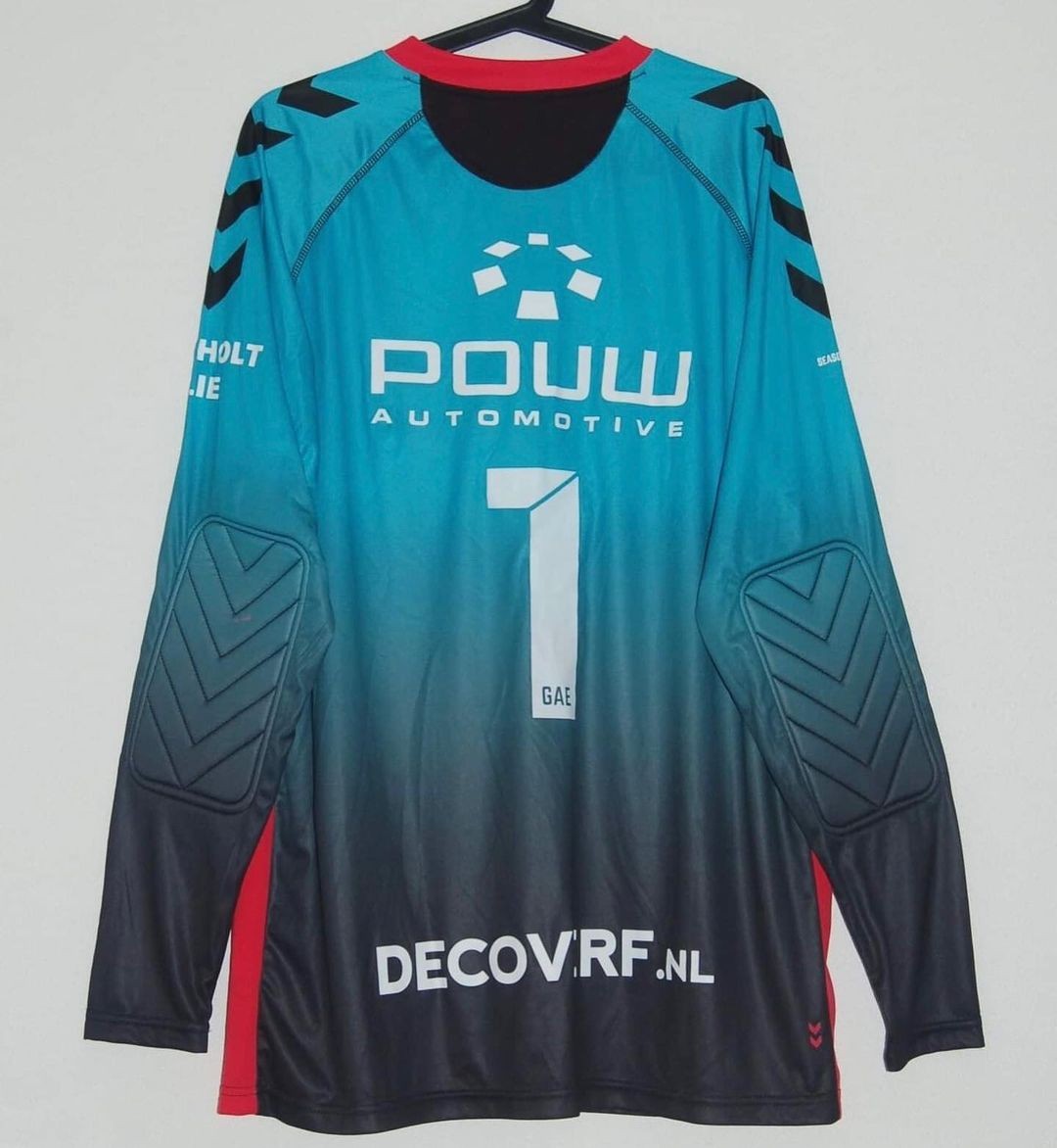 Go Ahead Eagles 2017-18 GK Kit