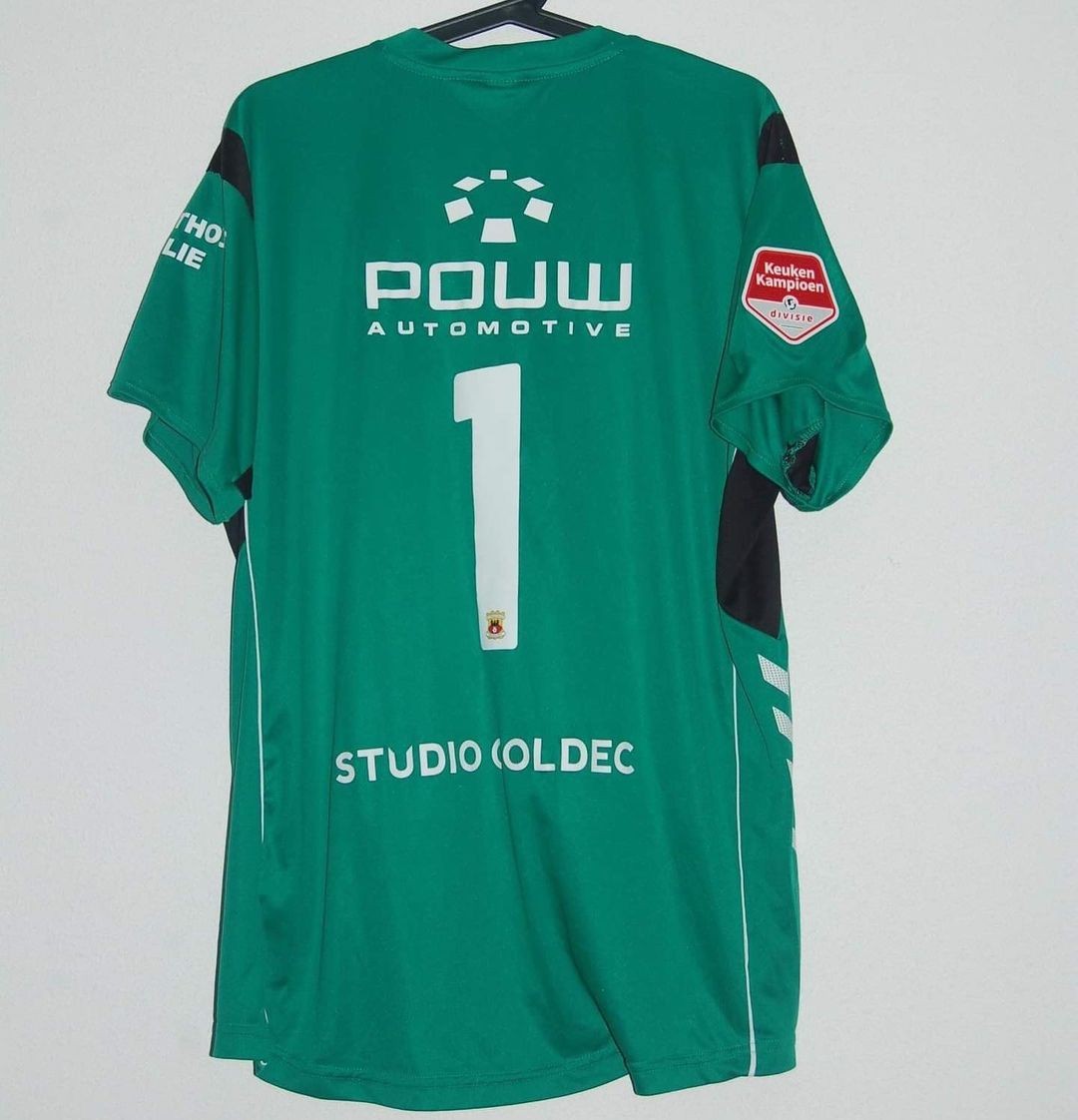 Go Ahead Eagles 2018-19 GK Kit