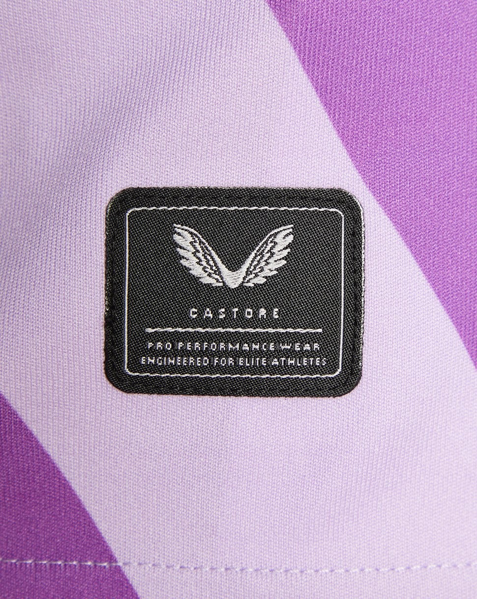 Newcastle United 2021-22 GK Home Kit