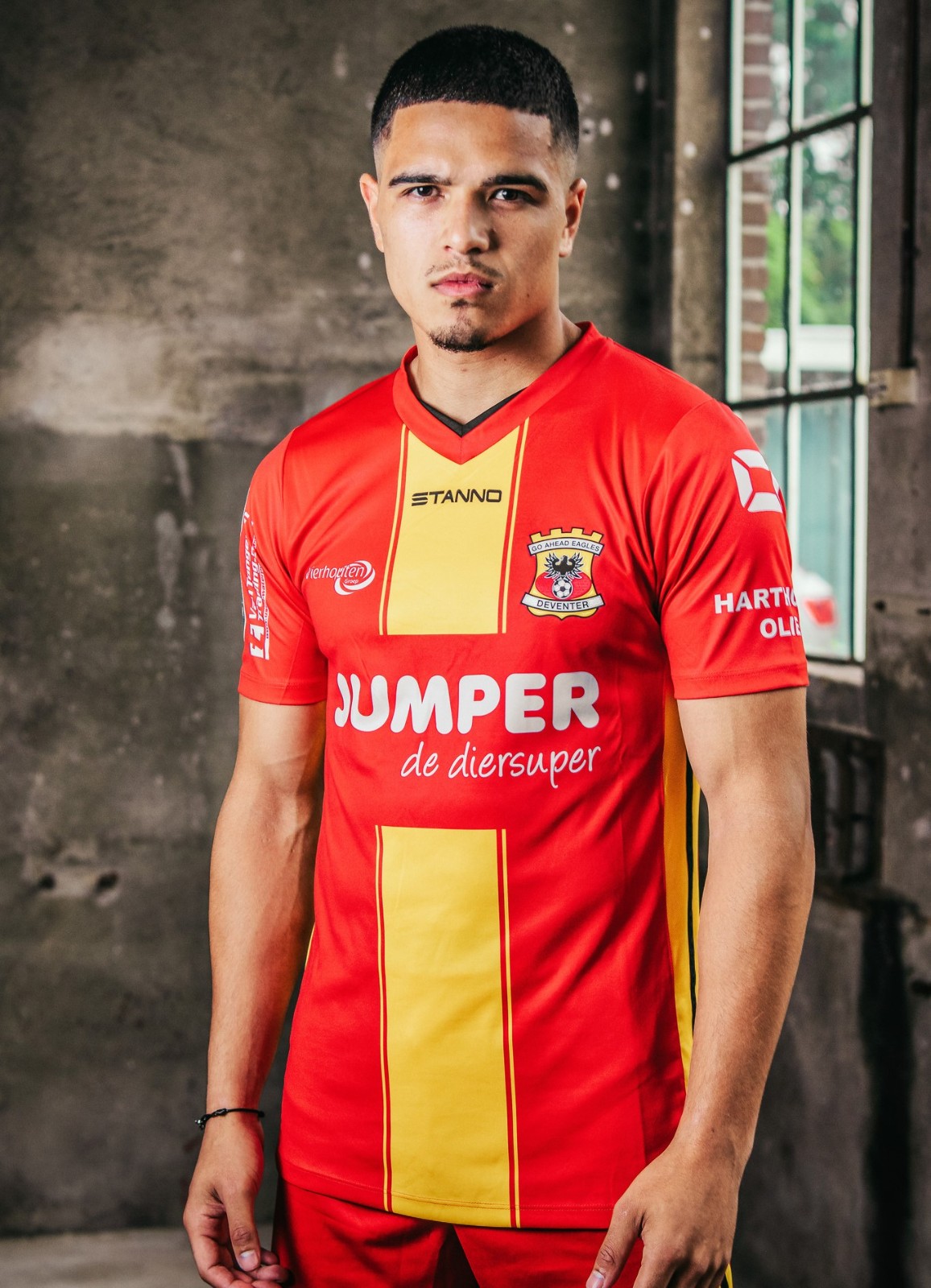 Go Ahead Eagles 2021-22 Home Kit