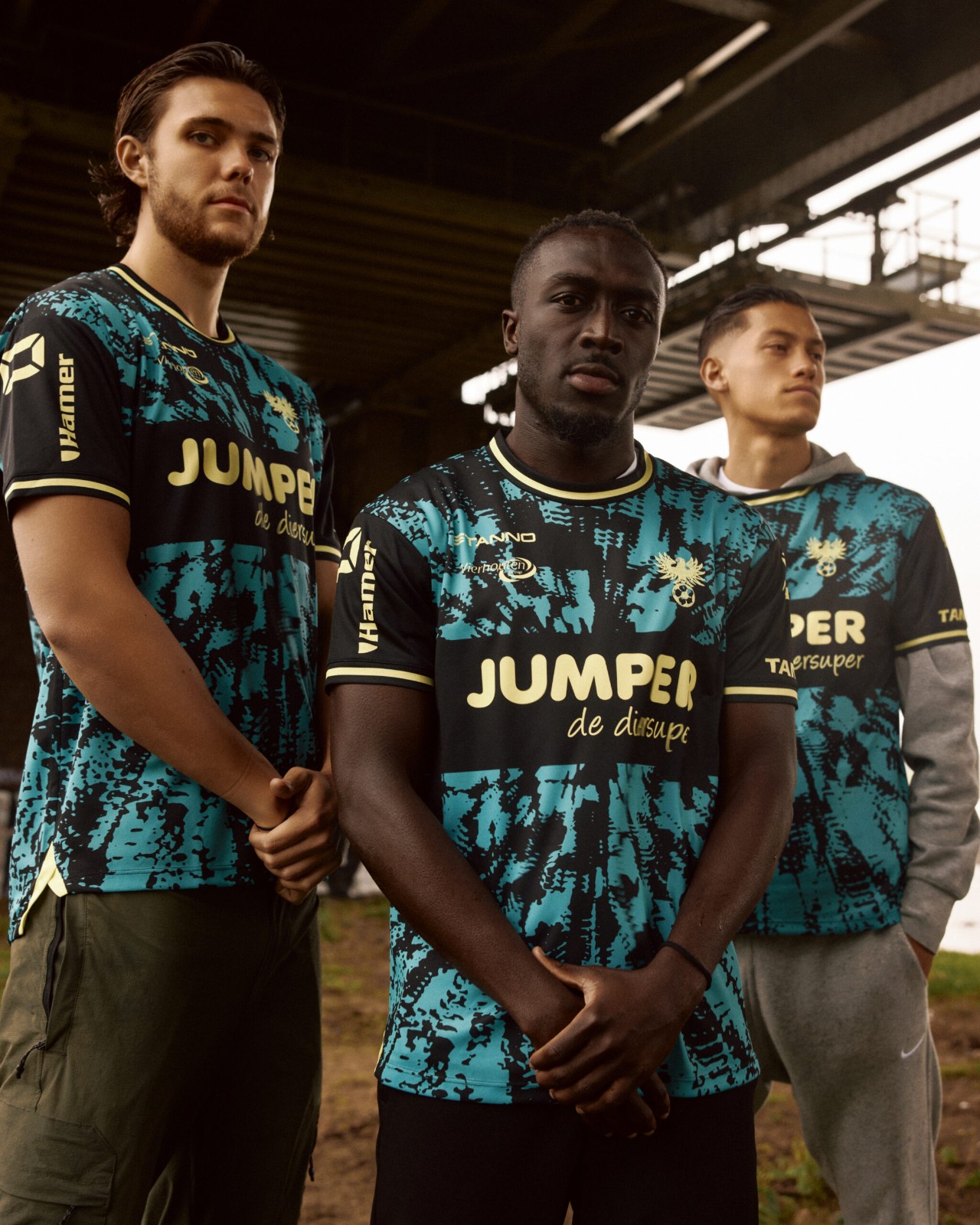 Go Ahead Eagles 2022-23 Third Kit