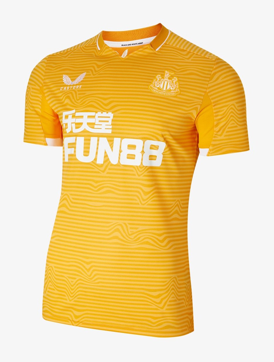 Newcastle United 2021-22 GK Away Kit