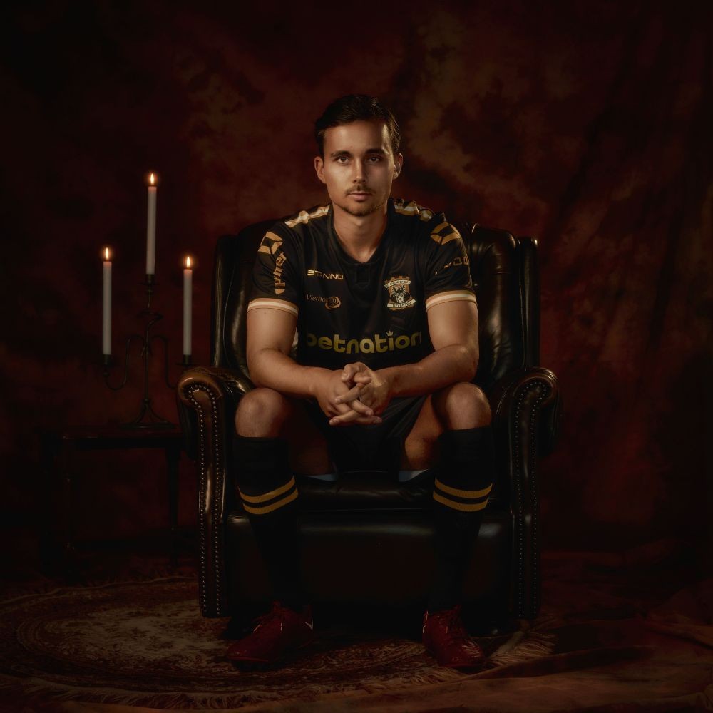 Go Ahead Eagles 2023-24 Away Kit