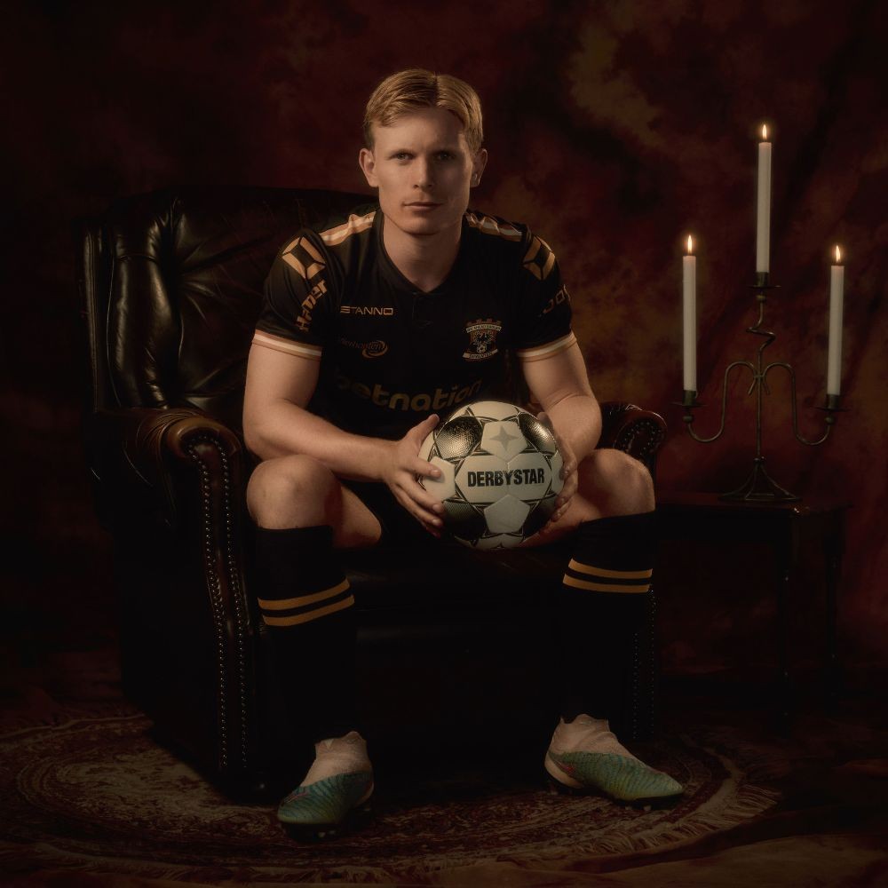 Go Ahead Eagles 2023-24 Away Kit