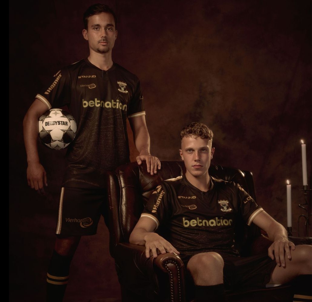 Go Ahead Eagles 2023-24 Away Kit