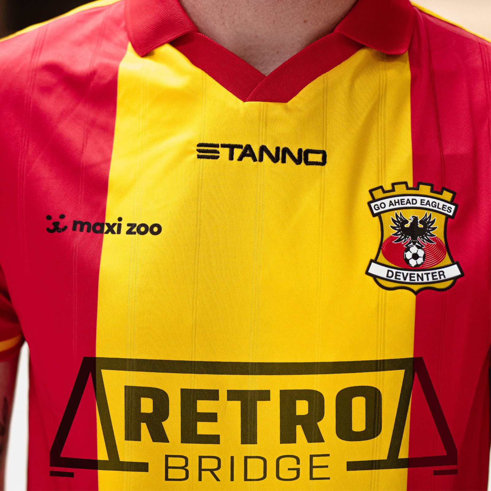 Go Ahead Eagles 2025-26 Home Kit