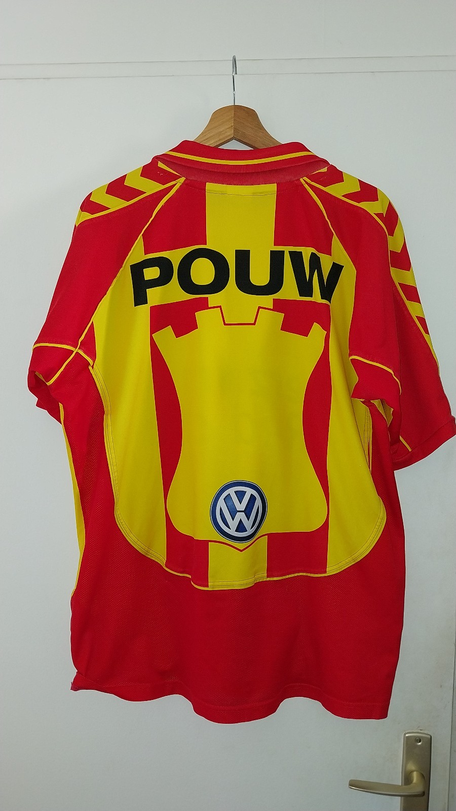 Go Ahead Eagles 2008-09 Home Kit