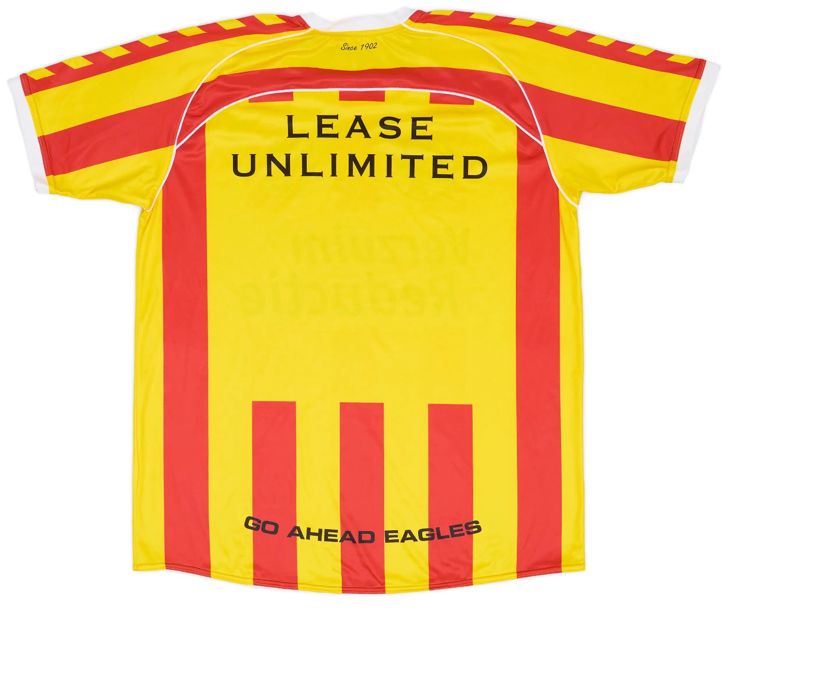 Go Ahead Eagles 2010-11 Home Kit