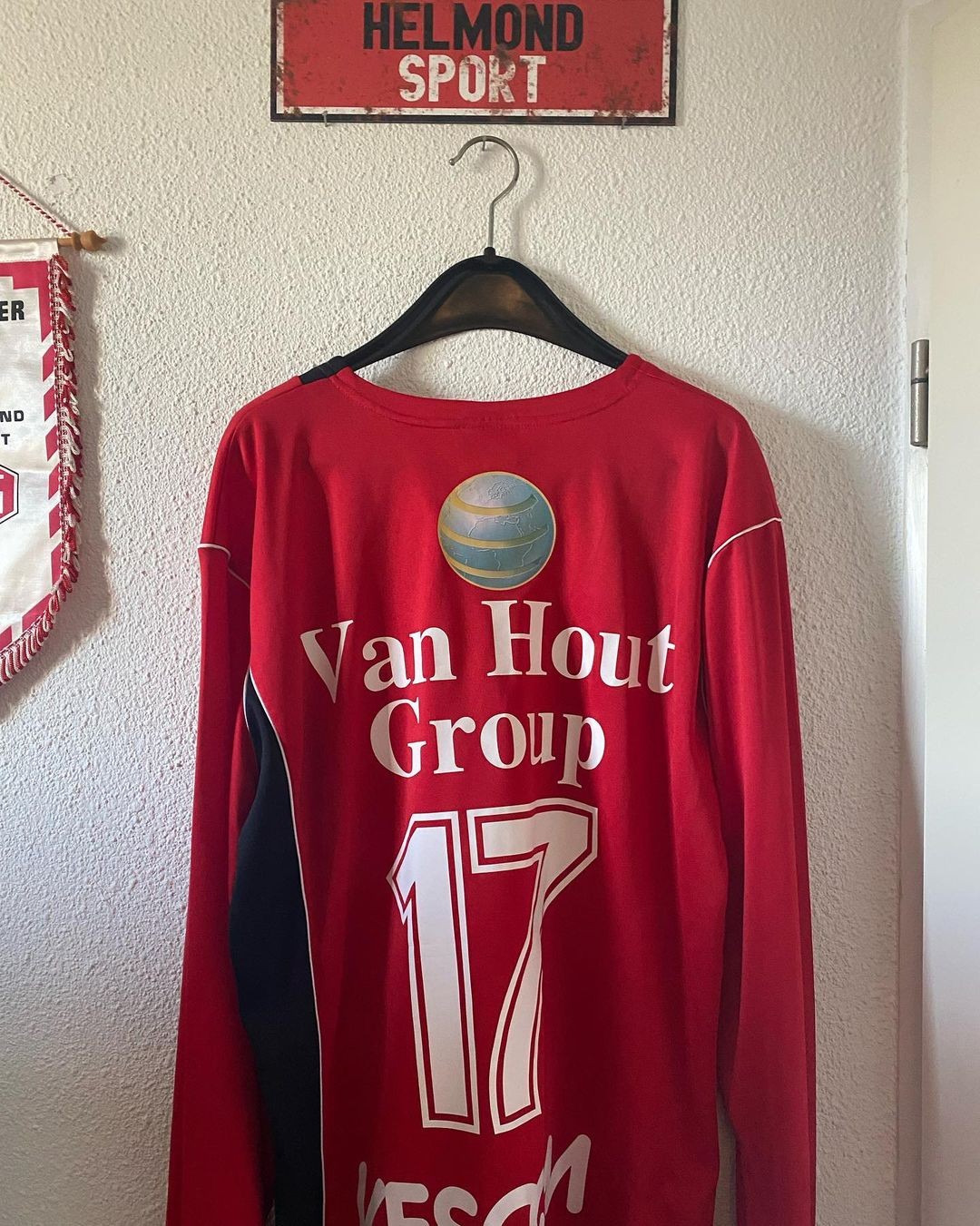 Helmond Sport 2011-12 Home Kit