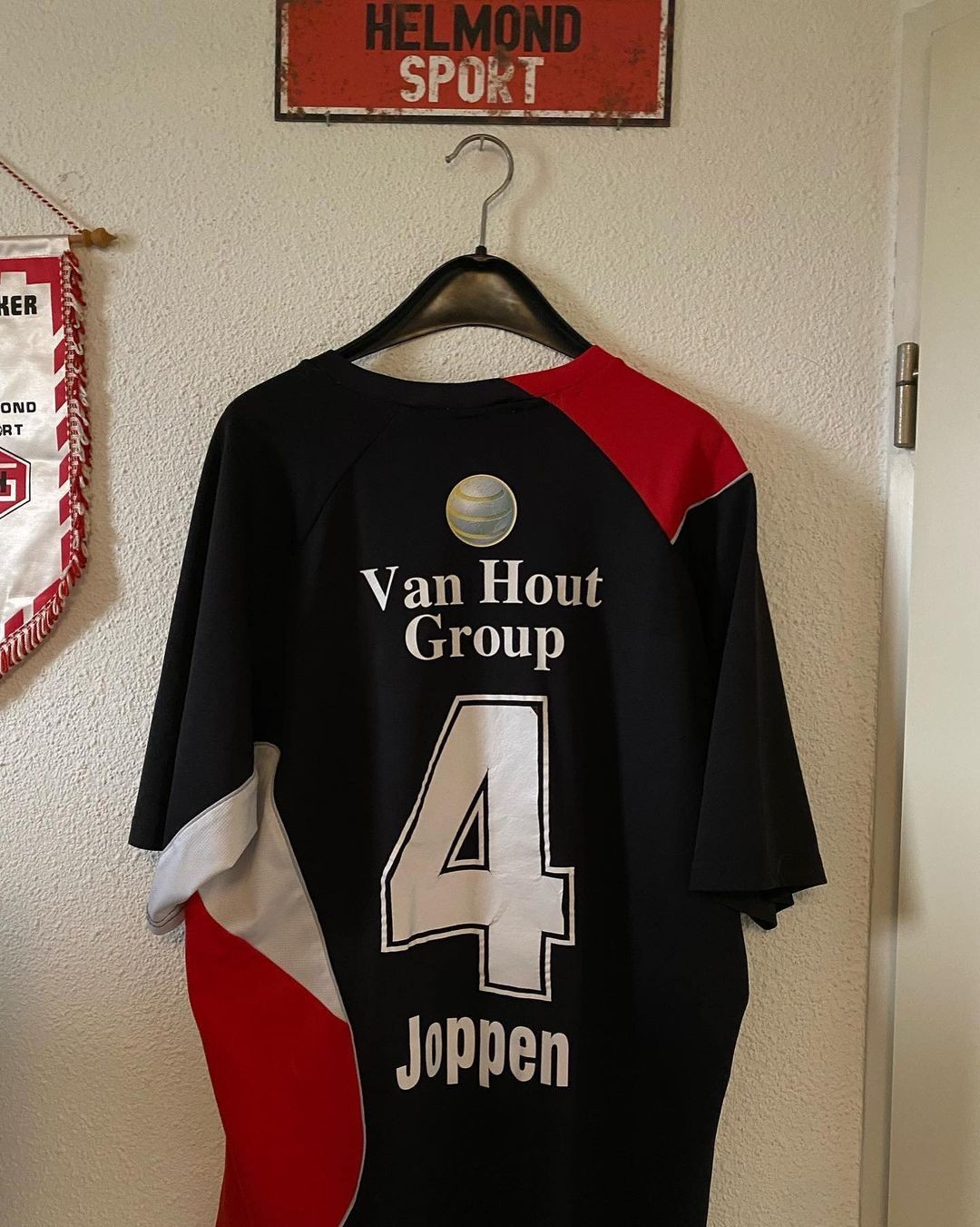 Helmond Sport 2011-12 Away Kit