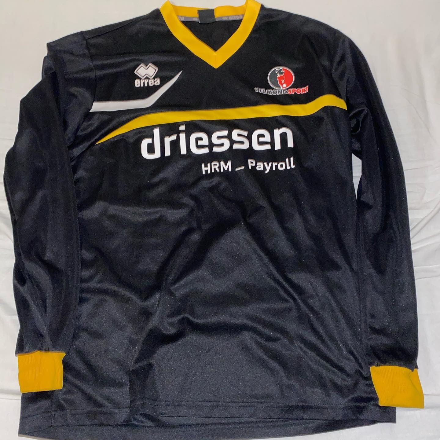 Helmond Sport 2012-13 GK 2 Kit