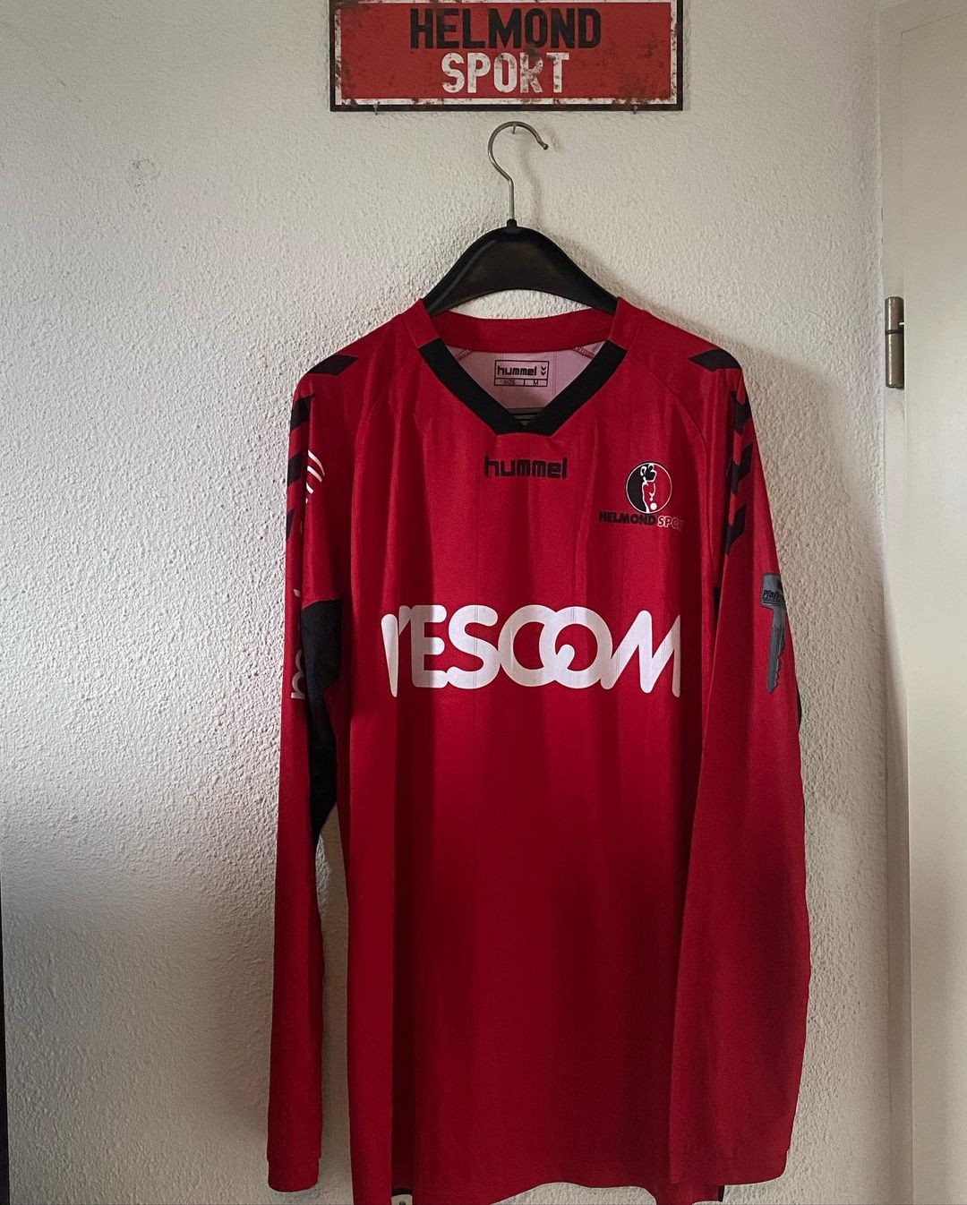 Helmond Sport 2015-16 Home Kit