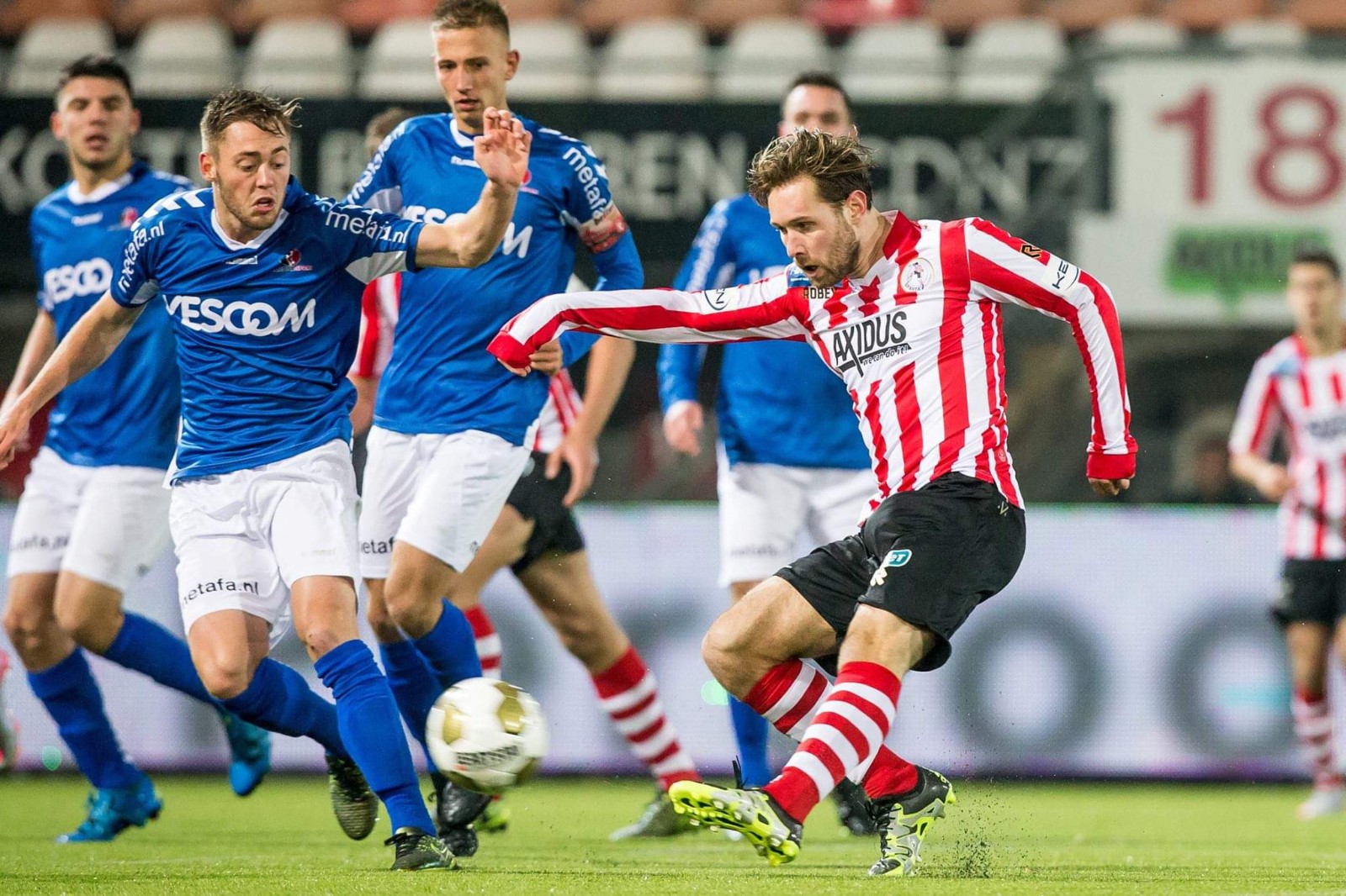 Helmond Sport 2015-16 Away Kit