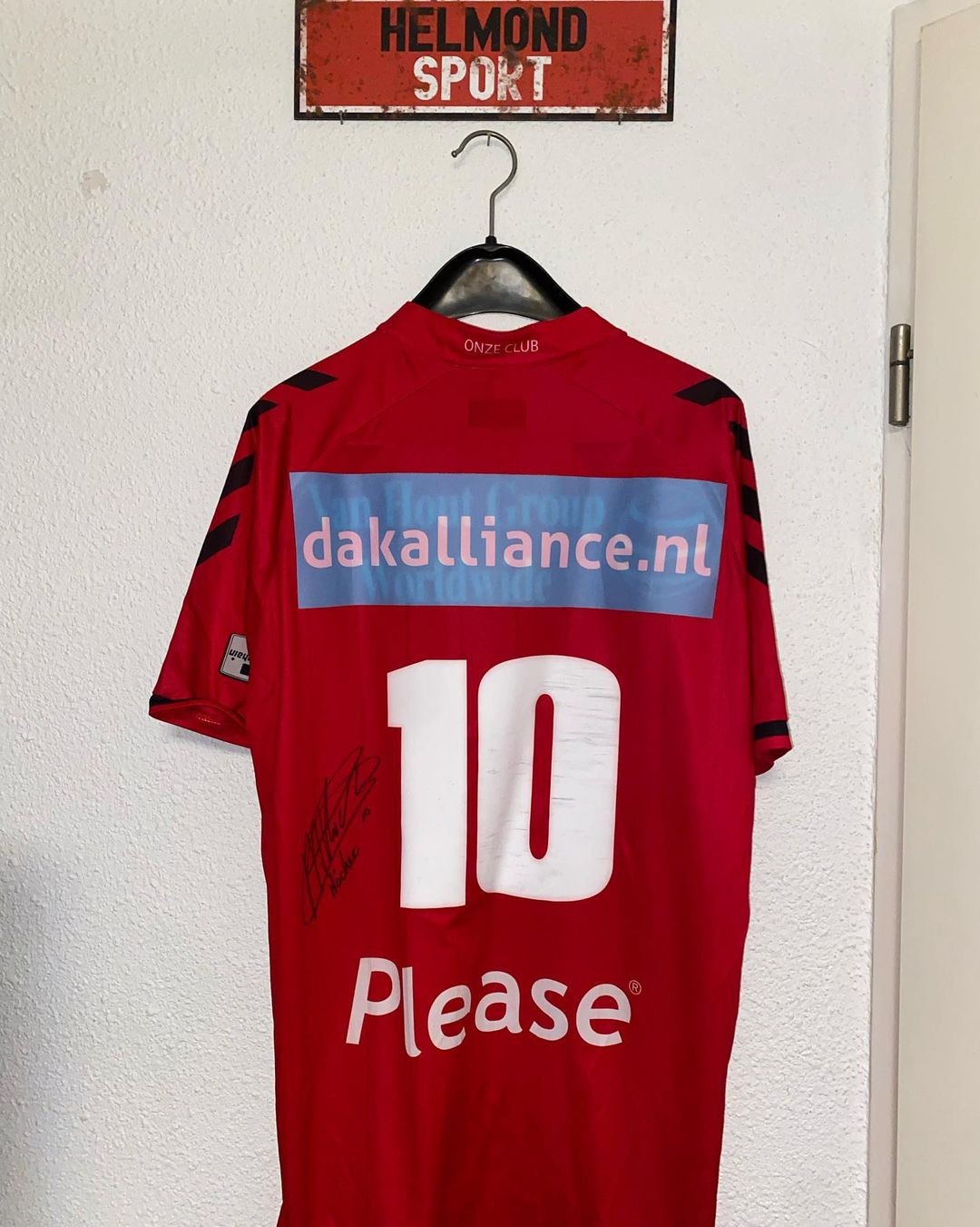 Helmond Sport 2016-17 Home Kit