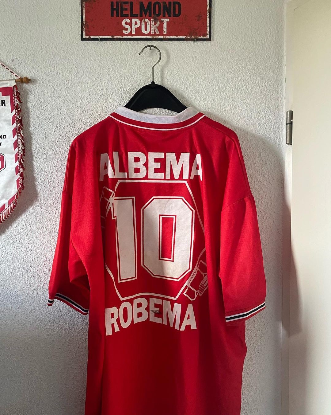 Helmond Sport 1999-00 Home Kit