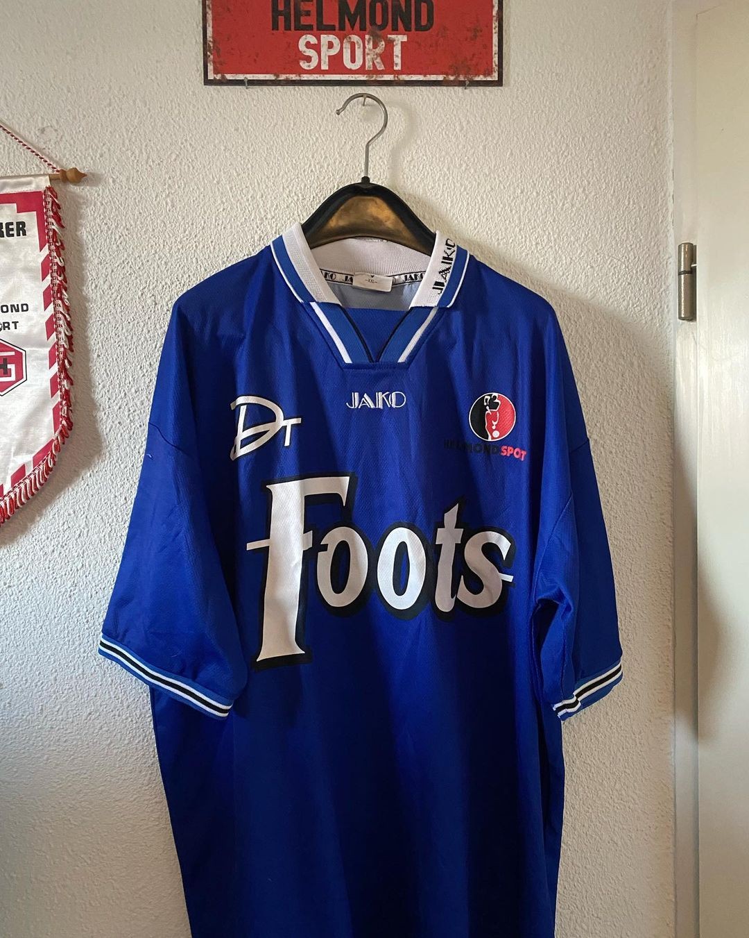 Helmond Sport 1999-00 Away Kit