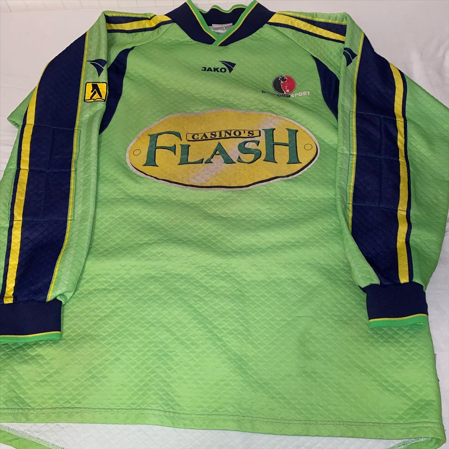 Helmond Sport 2001-02 GK Kit