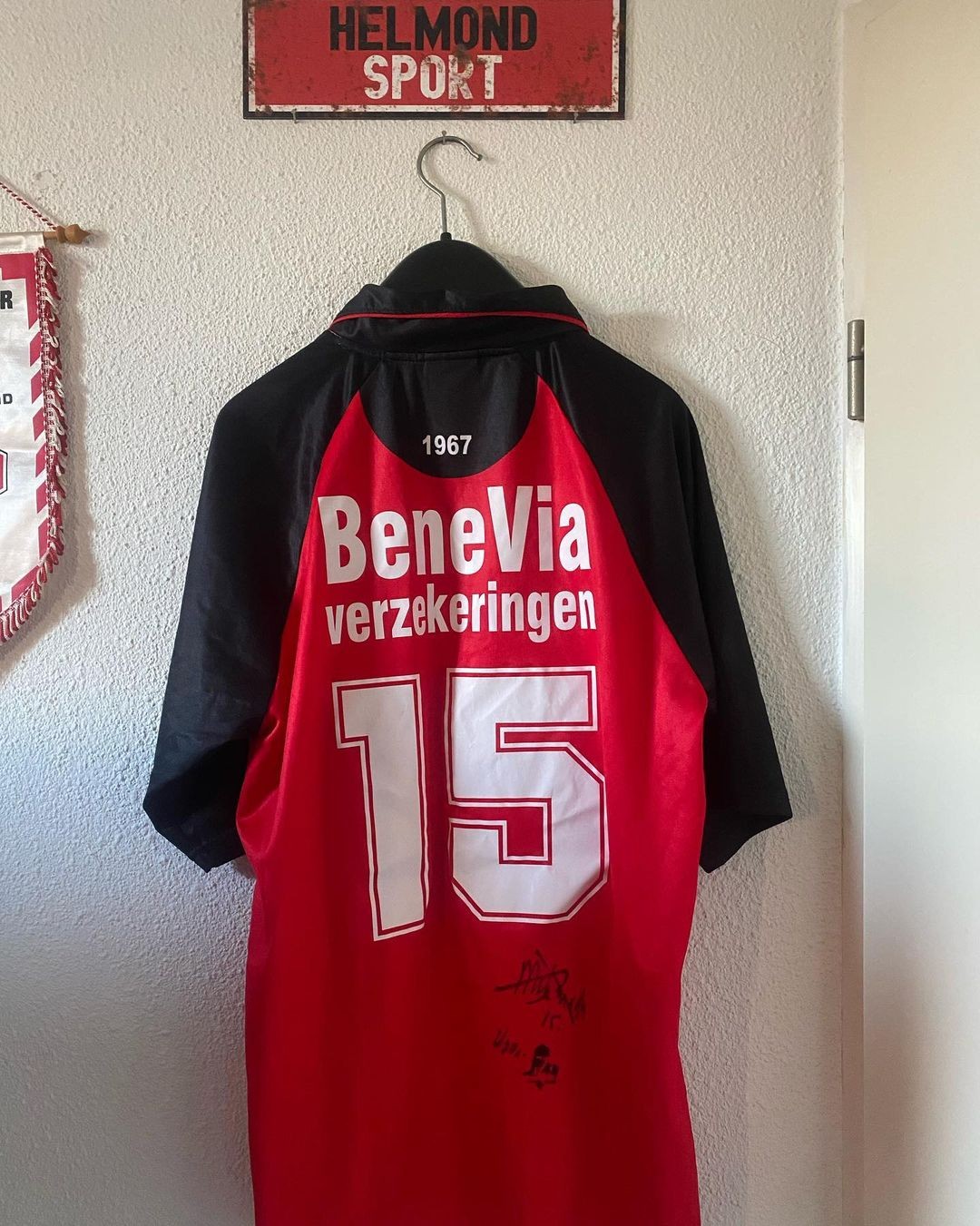 Helmond Sport 2010-11 Home Kit