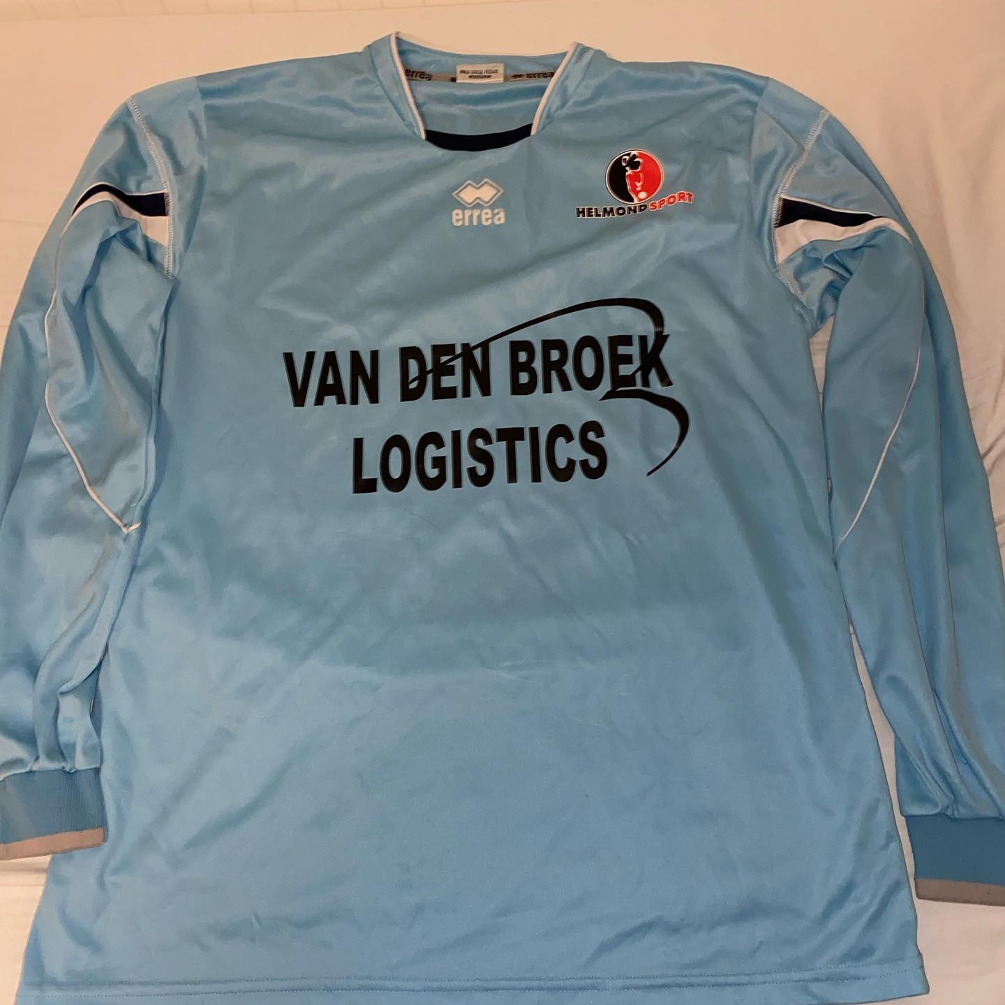 Helmond Sport 2010-11 GK 2 Kit