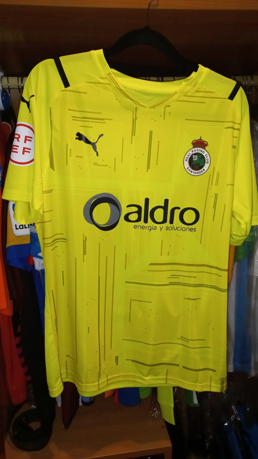 Racing de Santander 2021-22 GK 3 Kit