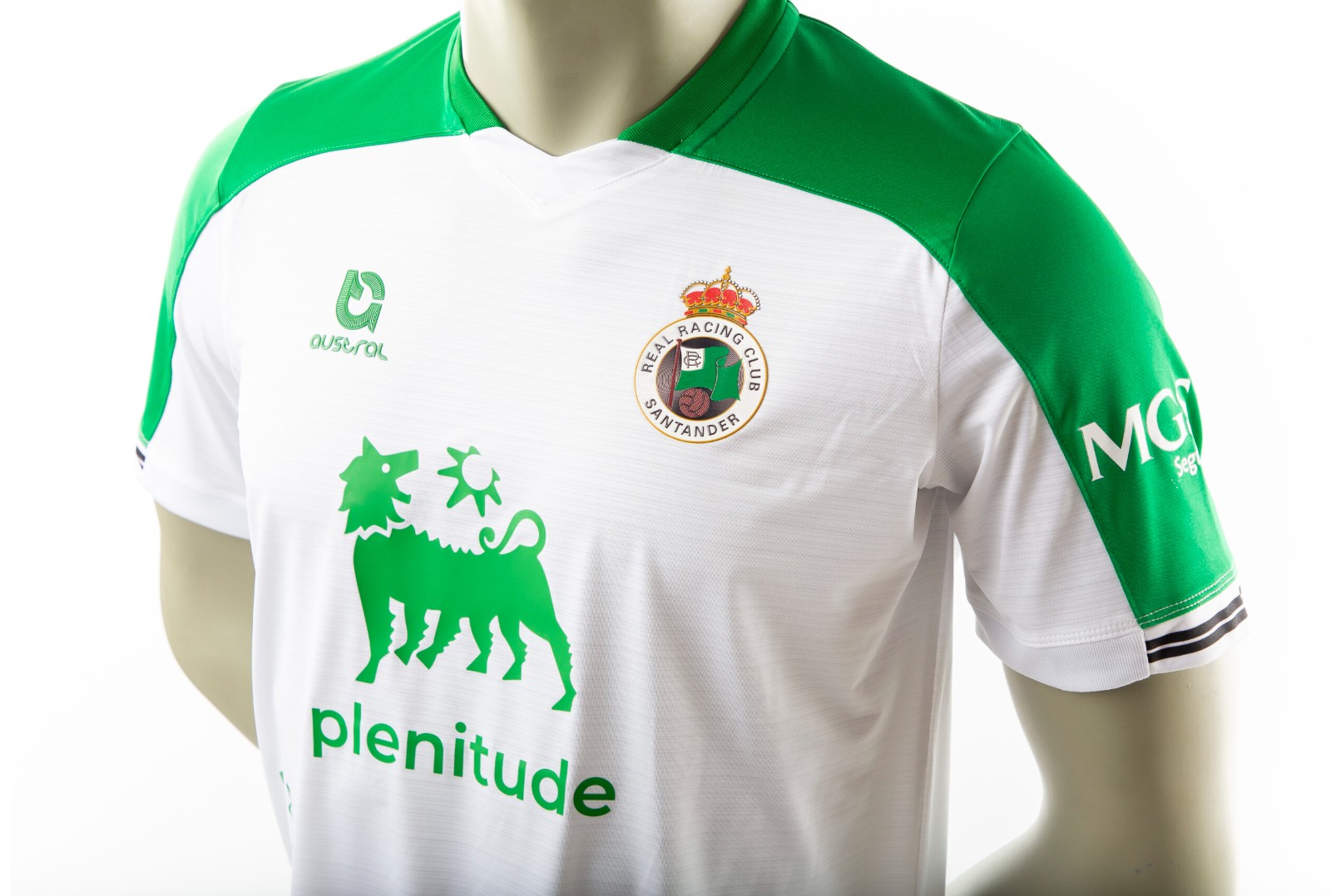 Racing de Santander 2024-25 Home Kit