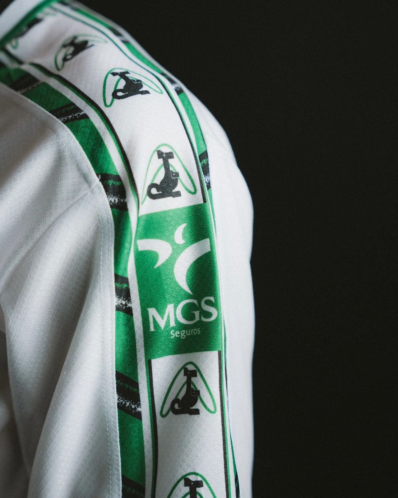 Racing de Santander 2025-26 Retro Kit