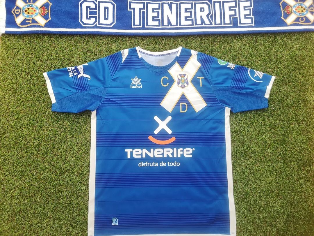 CD Tenerife 2012-13 Away Kit