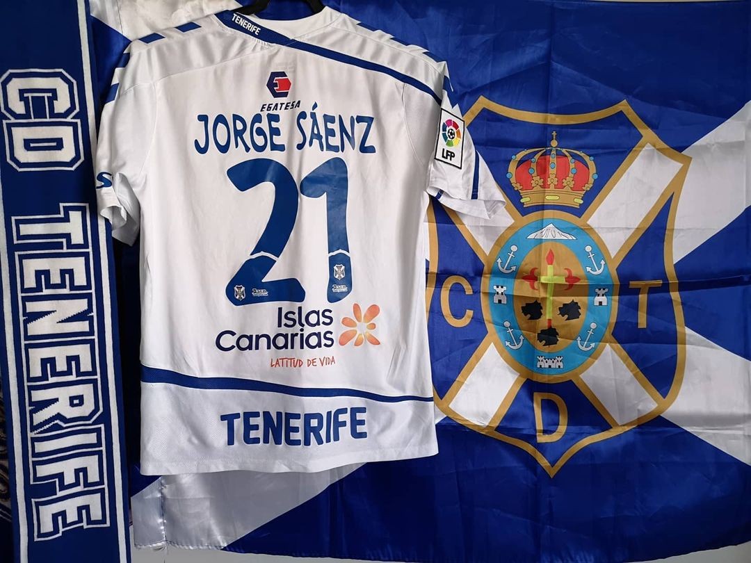 CD Tenerife 2015-16 Home Kit