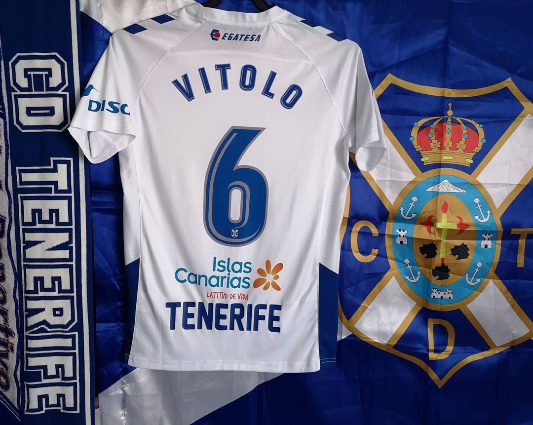 CD Tenerife 2017-18 Home Kit