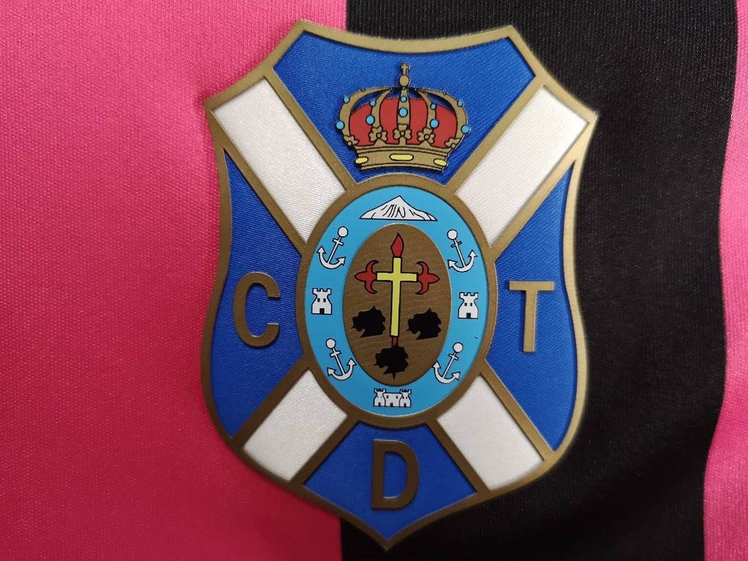 CD Tenerife 2017-18 Third Kit