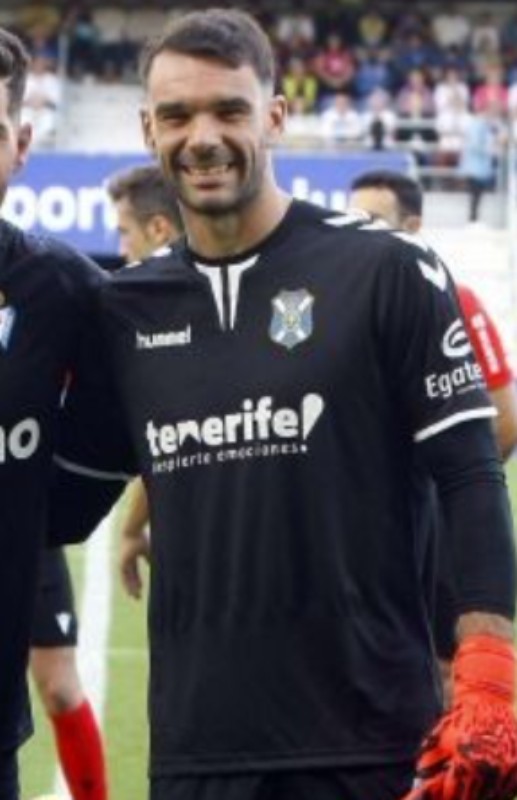 CD Tenerife 2022-23 GK 4 Kit