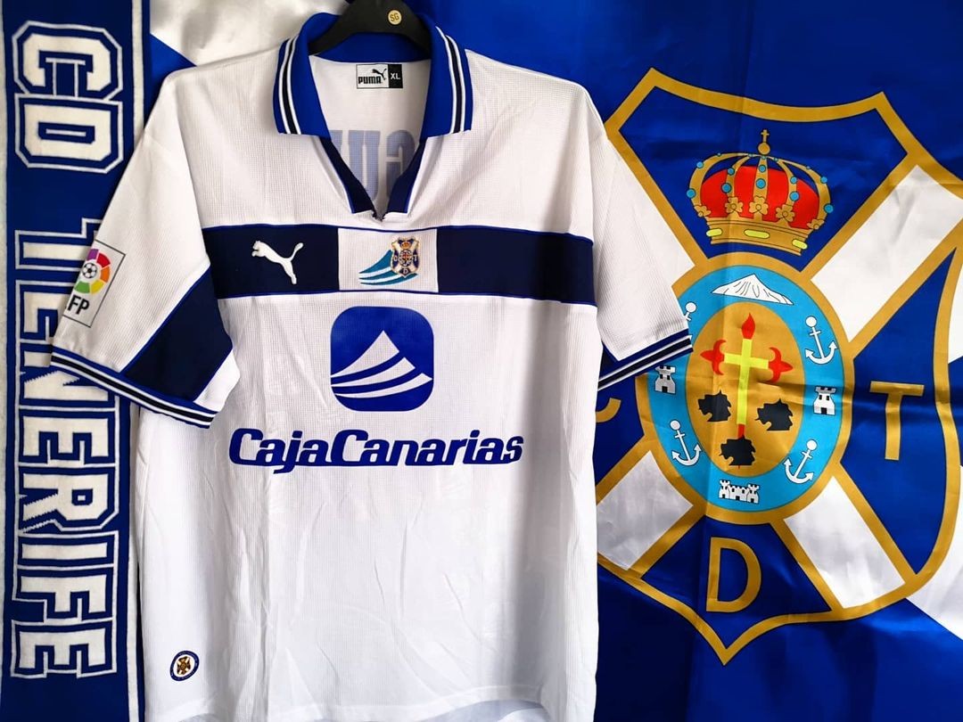 CD Tenerife 1999-00 Home Kit