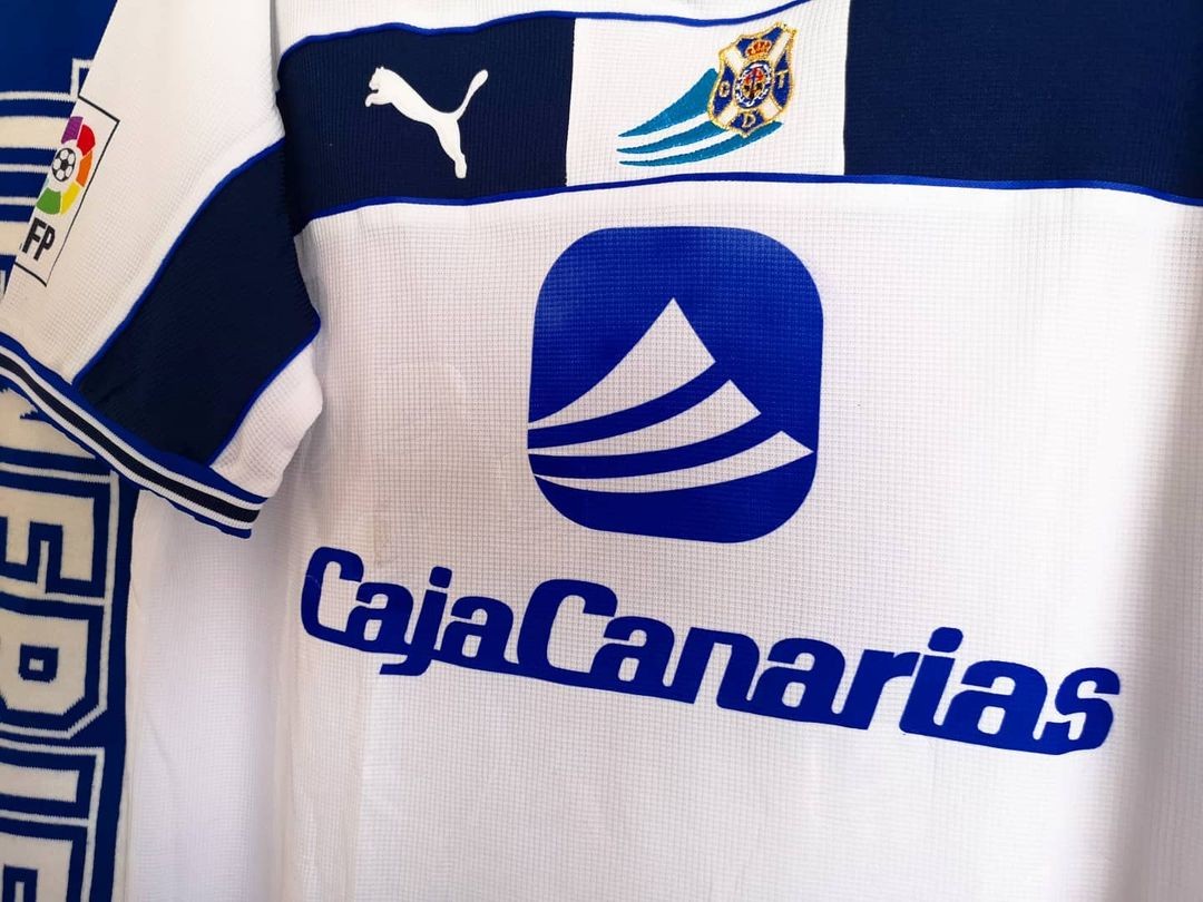 CD Tenerife 1999-00 Home Kit