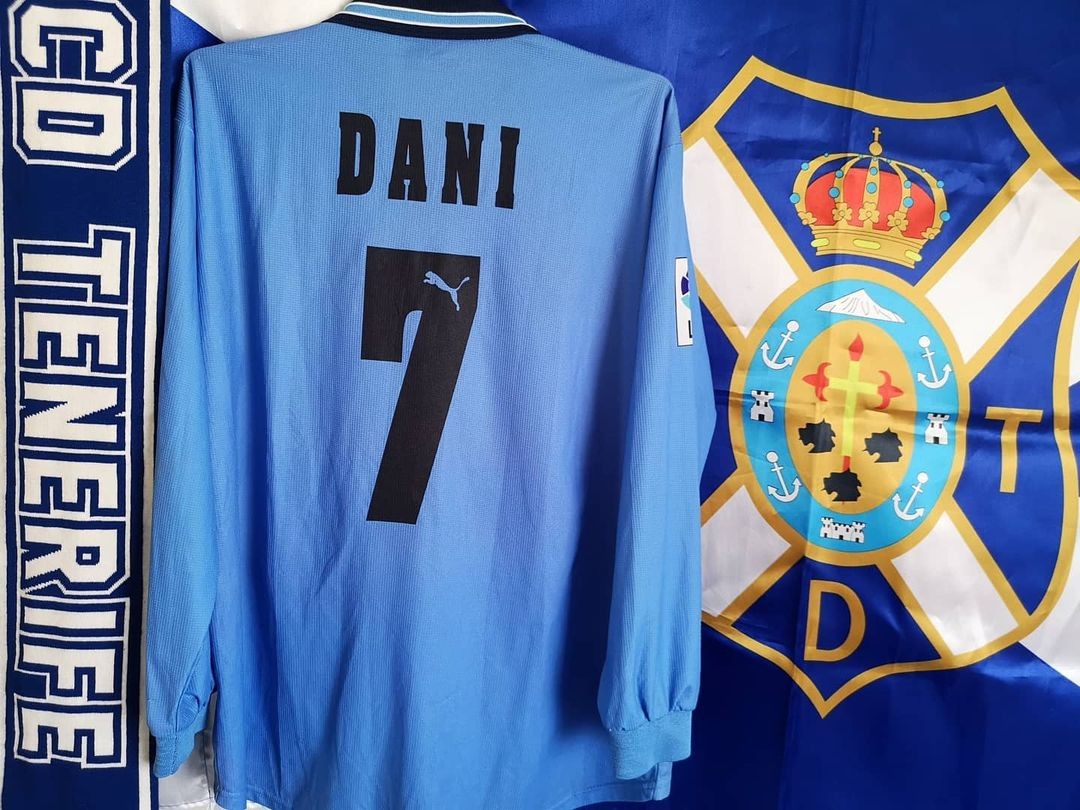 CD Tenerife 1999-00 Away Kit