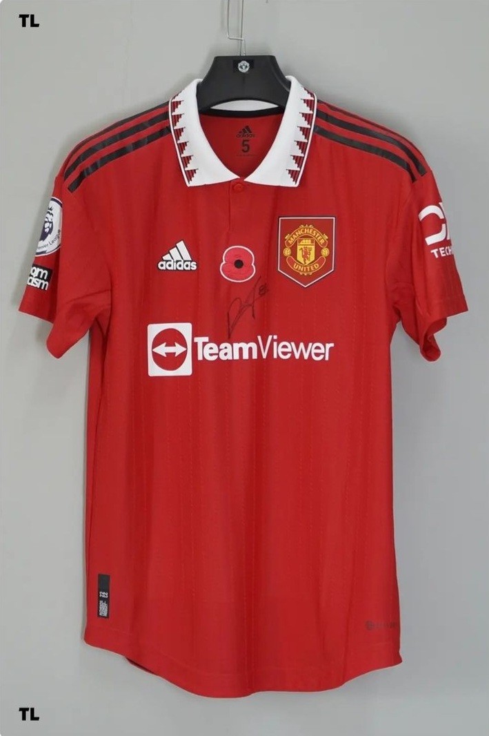Manchester United 2022-23 Home V2 Kit