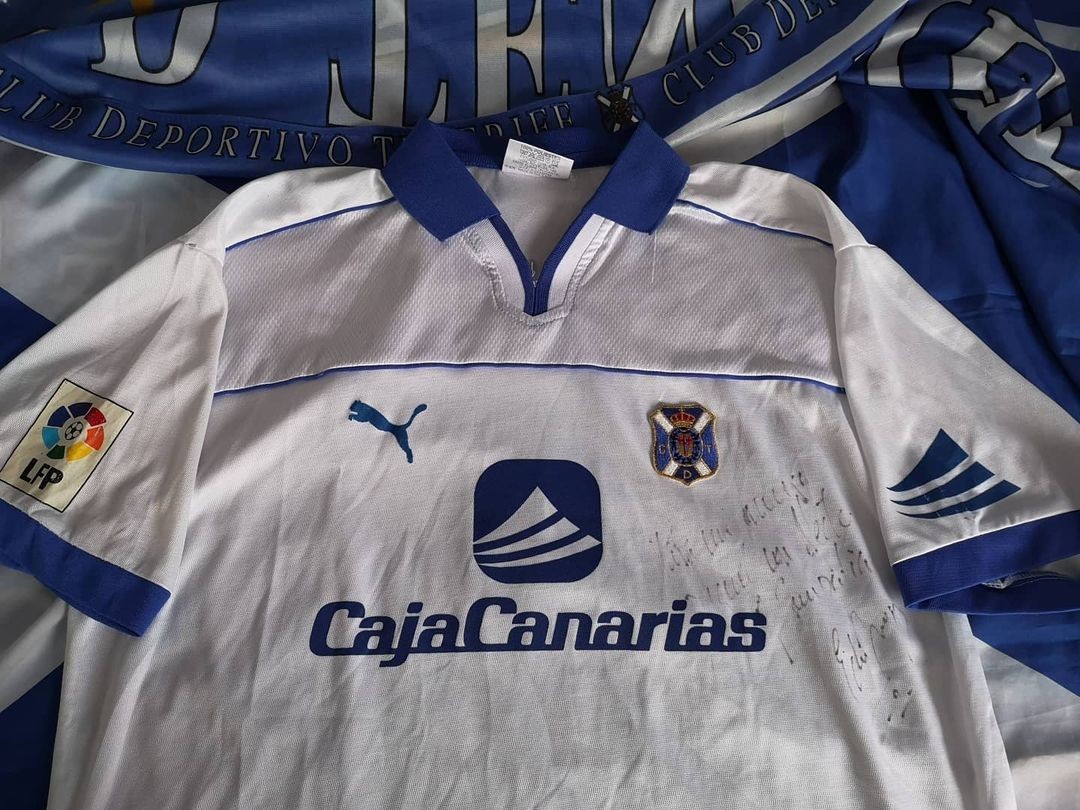 CD Tenerife 2002-03 Home Kit
