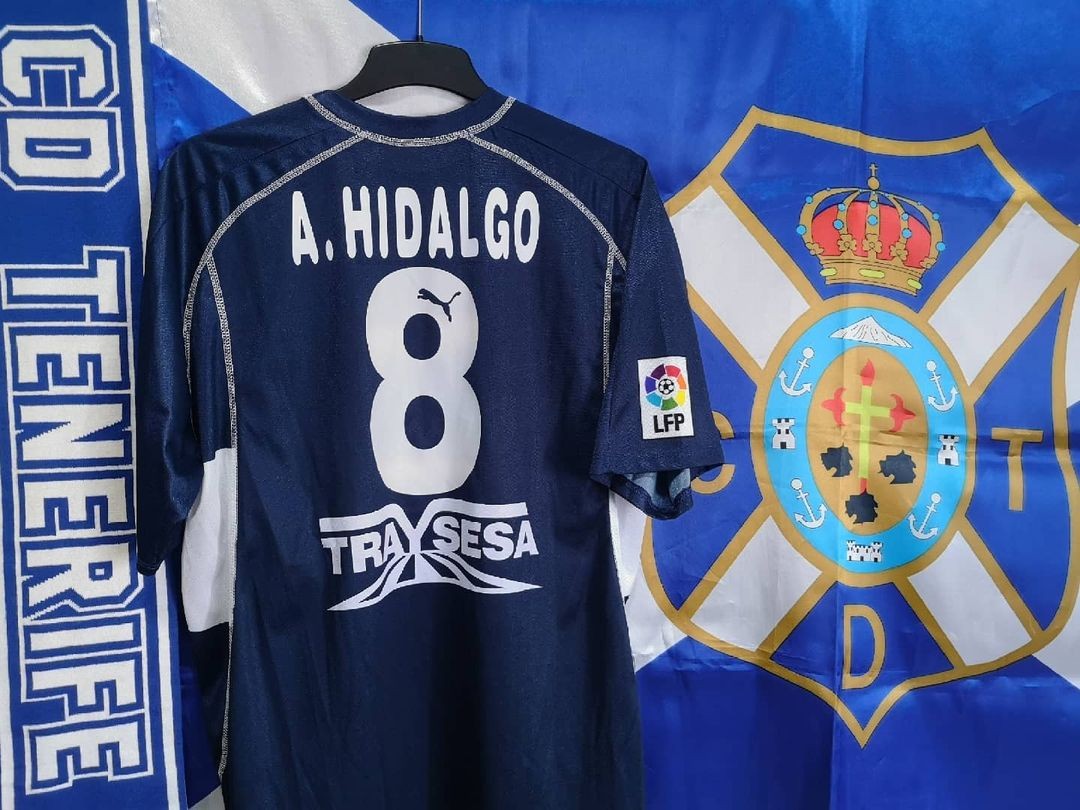 CD Tenerife 2003-04 Away Kit